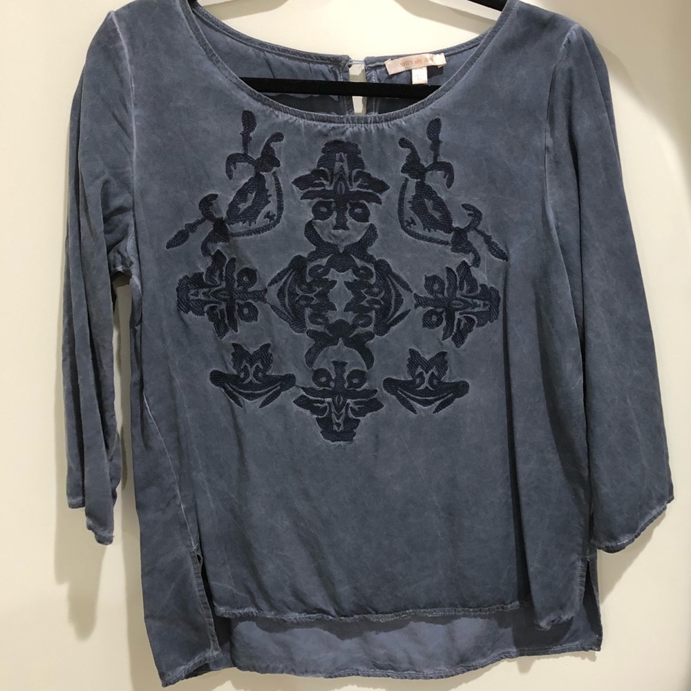 Denim 3-4 sleeve shirt